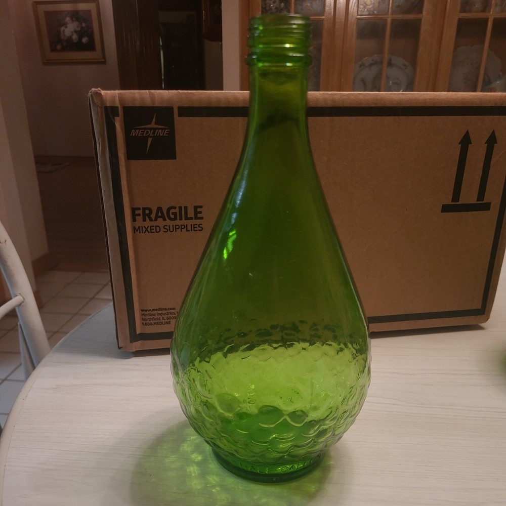 Gallo Wine ~ Half Gallon Flavor Guard Bottle ~ Vintage Green Glass with Grapes