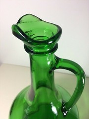 Vintage Emerald Green Glass 1976 – stopper – W1044