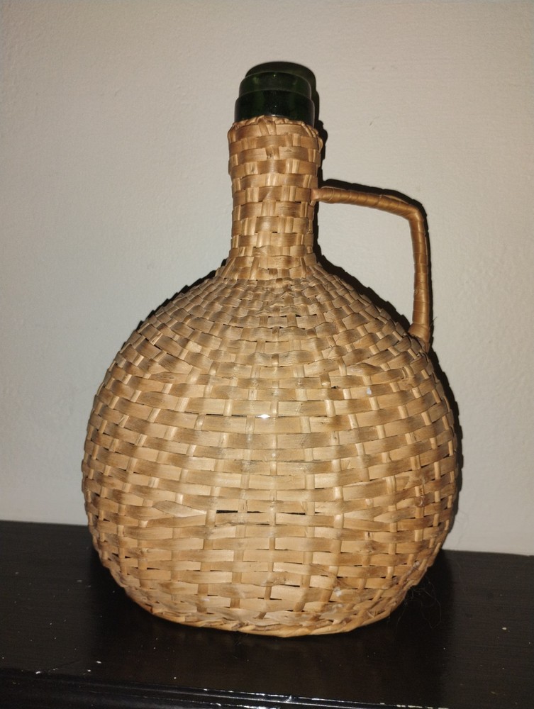 Vintage Wicker 8&Prime; X 7&Prime; Covered Wine Bottle