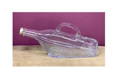 1972? VINTAGE LONDON ONTARIO WINERY CLEAR WINE GLASS BOTTLE WITH ORIGINAL CAP