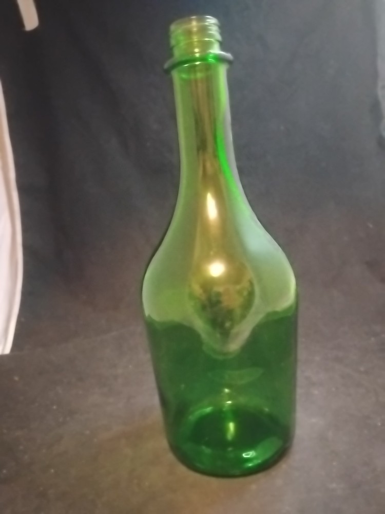 Vintage Green Glass 1.5 Liter bottle In Mint Condition A3