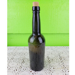 Antique 1800s – 1900s Blown Wine Liquor Dark Green Glass Bottle 10&Prime; Tall w/ Cork