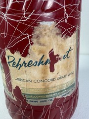 Vintage 1956 Welch’s Refreshment Wine Bottle Drizzled Spaghetti Design Red Glass