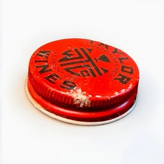 Vintage 1950s Taylor Wines BOLD Red Cap w/ Original Cork Seal 🍷 1.5” Size! LOOK
