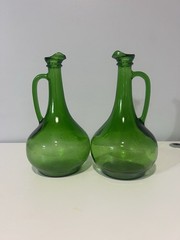 2 Vintage 1976 Wine World Green Glass Decanters 1.5L W-1044 Carafes Pitcher !