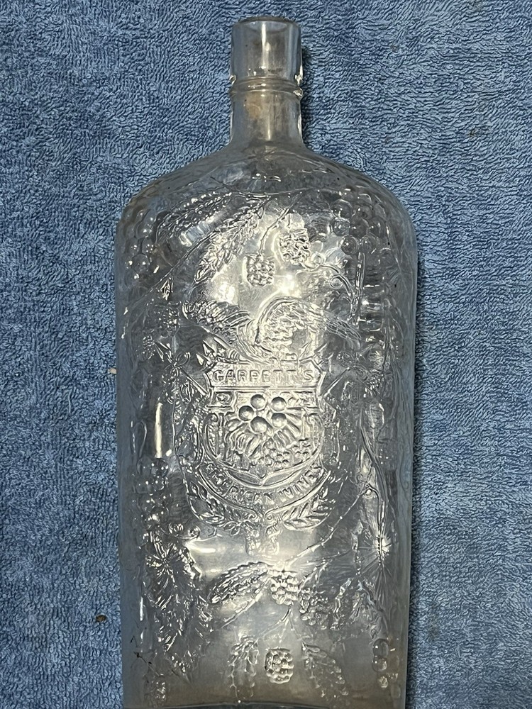 Vintage Garrett’s American Wines Embossed Glass Bottle 101/4in TallGrape & Eagle