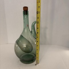 Vintage Hand Blown Wine Decanter W/ Spout & Ice Pocket Green Excellent Condition