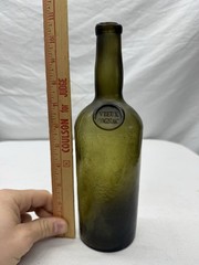 Antique Green Sealed Wine Bottle, « Vieux Cognac » – 1800&rsquo;s