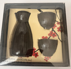 Asian Fusion 3 Piece Set Sake Rice Wine Bottle 2 Wine Cups Black New In Box