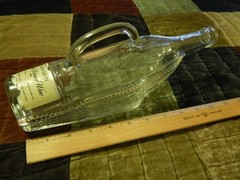 LONDON White Dinner Wine [Ontario Canada] GLASS BOTTLE Decanter w/ Paper Label