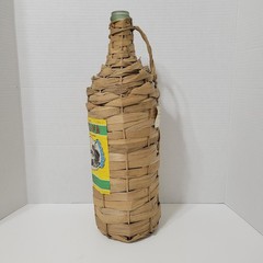 VTG RETSINA~CLASSIC~STRAW WICKER GREEK WINE BOTTLE CLEAR GLASS~3 LTR LITER LABEL