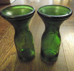 Vtg lot 2 Emerald Green Mold Blown Glass Wine 6&Prime; Carafe Seal Bottle 1/2 Litre