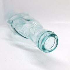 Vintage Shark Wine Bottle Italian Made Aqua 750 ml 15&Prime; 1979 No Chips Shark Week