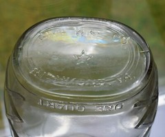 Embossed Grape Lattice Dixie Wine Richmond Va Glass Bottle Early Rare Bottle Cap