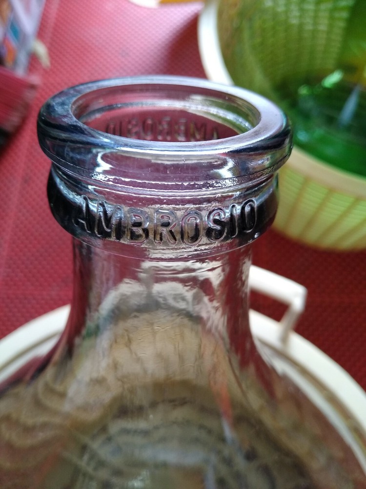 Wine Or Beverage glass Carboy, Demijohn 15 Liter