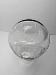 Vintage Anchor Hocking Embossed « A » Clear Glass Carafe One Litre EUC