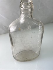 Antique Wine Liquor Bottle Clear Pint Knox Glass Co. 1943 J in Keystone