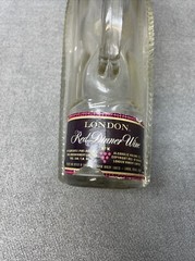 Canadian London Red Dinner Wine Empty Bottle with Handle Home Decor KG JD