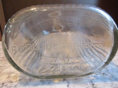 ANTIQUE GUILD WINE BOTTLE EMBOSSED PILGRIM LODI CALIFORNIA