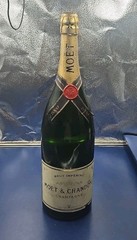 Vintage 3L Moet & Chandon Champagne Bottle 19.5” Tall *EMPTY*