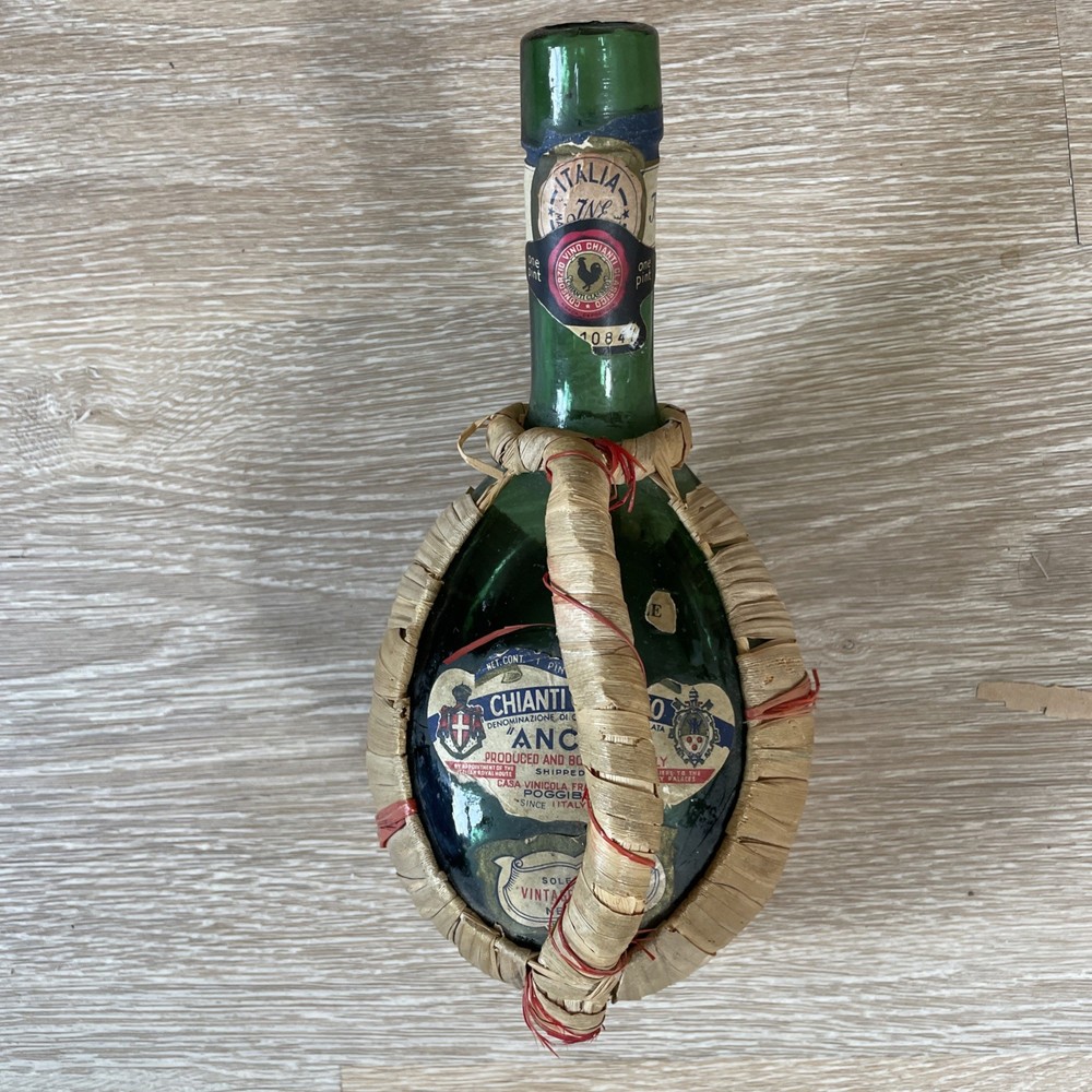 Ancilli Chianti Sommelier Glass Wine Bottle Flat Back w/Rattan Handle Vtg