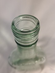 VINTAGE ALMADEN VINEYARDS PONY GREEN GLASS 2/5 PT. WINE BOTTLE LAS GATOS CA #4