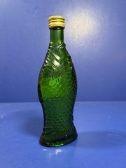 Vintage ANTINORI BIANCO White Tuscany Italy Fish Shaped Green Wine Bottle w/ Cap