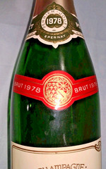 Vtg Perrier Jouet 1978 Brut Champagne green glass 750 mL wine bottle (EMPTY)