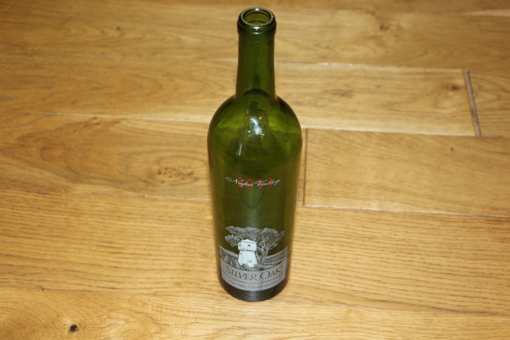 Rare Collectors Edition Silver Oak 2012 Napa Valley Etched Wine Bottle