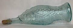 Pescevino Italian Wine Fish Shaped Bottle Blue Glass with Cork Italy 750ml