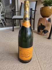 1972 RARE DISPLAY LARGE Veuve Clicquot Champagne Empty 20” SEALED Anniversary