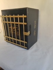 Del Dotto ‘The Beast’ luxury wine presentation box, black w/ gold grille/cage