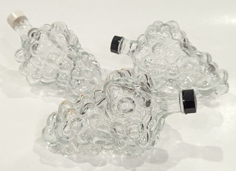 Lot/3 Vintage Grape Bunch Shaped Decanters Clear Glass Bottle Screw Cap 7 oz 6&Prime;L