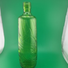 Gallo ripple wine bottle 4/5 quart rare vintage Green embossed scrolls in bottle