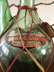 VTG Italy Maggio Red Wine Decanter Basket Green Glass Bottle Ice Chamber 1950s