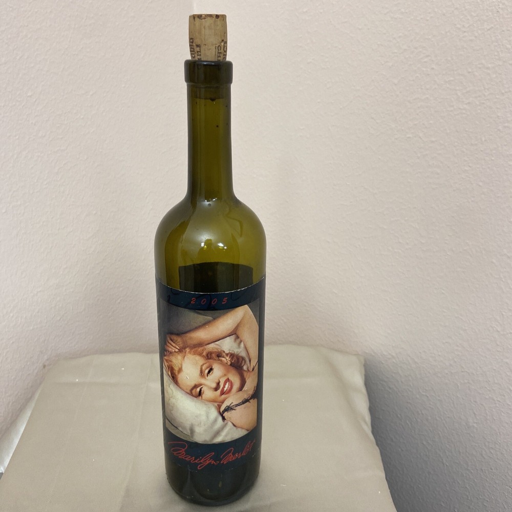 CUSTOM~2005 MARILYN MERLOT Empty 750M Premium Collectible Wine Bottle