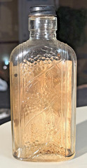 RARE ANTIQUE ORIGINAL » BERNARD&rsquo;S  » GRAPE WINE PAPER LABEL BOTTLE !! » NICE « 