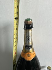 VEUVE CLICQUOT PONSARDIN 24&Prime; CHAMPAGNE DUMMY DISPLAY COLLECTIBLE EMPTY BOTTLE