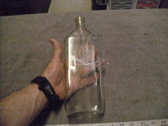 Vintage 4/5s Quart Clear Glass Wine ? Bottle, Screw top, No Label. see Picture