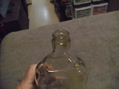 Vintage 4/5s Quart Clear Glass Wine ? Bottle, Screw top, No Label. see Picture