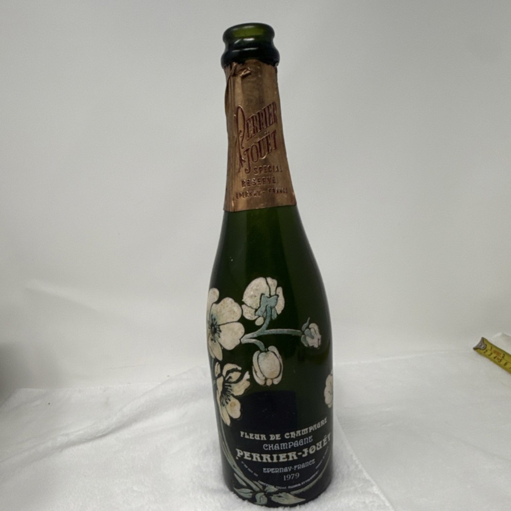 Perrier-Jouët Fleur de Champagne 1979 Green Wine Bottle 750 ml