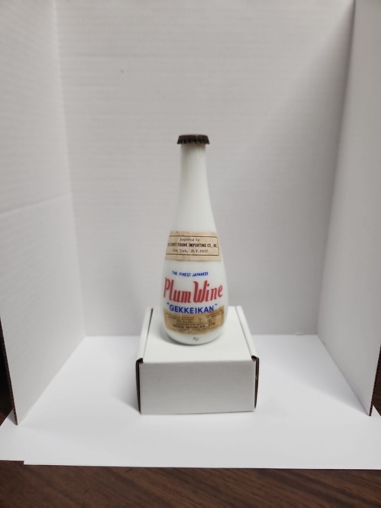 Vintage Plum Wine « Gekkeikan » Bottle With Cap, NO WINE, 7&Prime; High…. 2.25&Prime; Wide