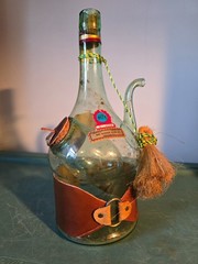 Vtg RARE Chanti Spada Wine Bottle Decanter Wicker Blown Green Glass Ice Chamber