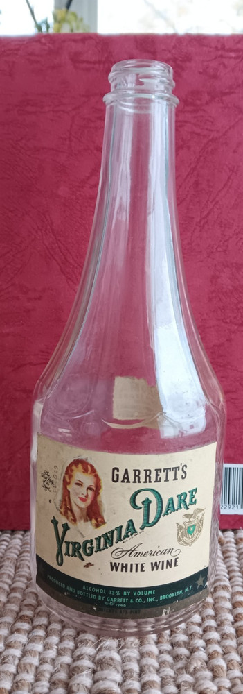 VINTAGE GARRETT&rsquo;S VIRGINIA DARE WHITE WINE BOTTLE BROOKLYN NY 4/5 PINT 1930&rsquo;S