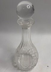Clear Leaded Cut Crystal Diamond Pattern Decanter & Stopper