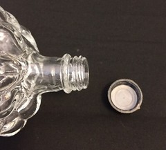 Clear Glass Bottle Grape Bunch Shaped Wine Decanter 6.5&Prime; Cluster Vintage Decor