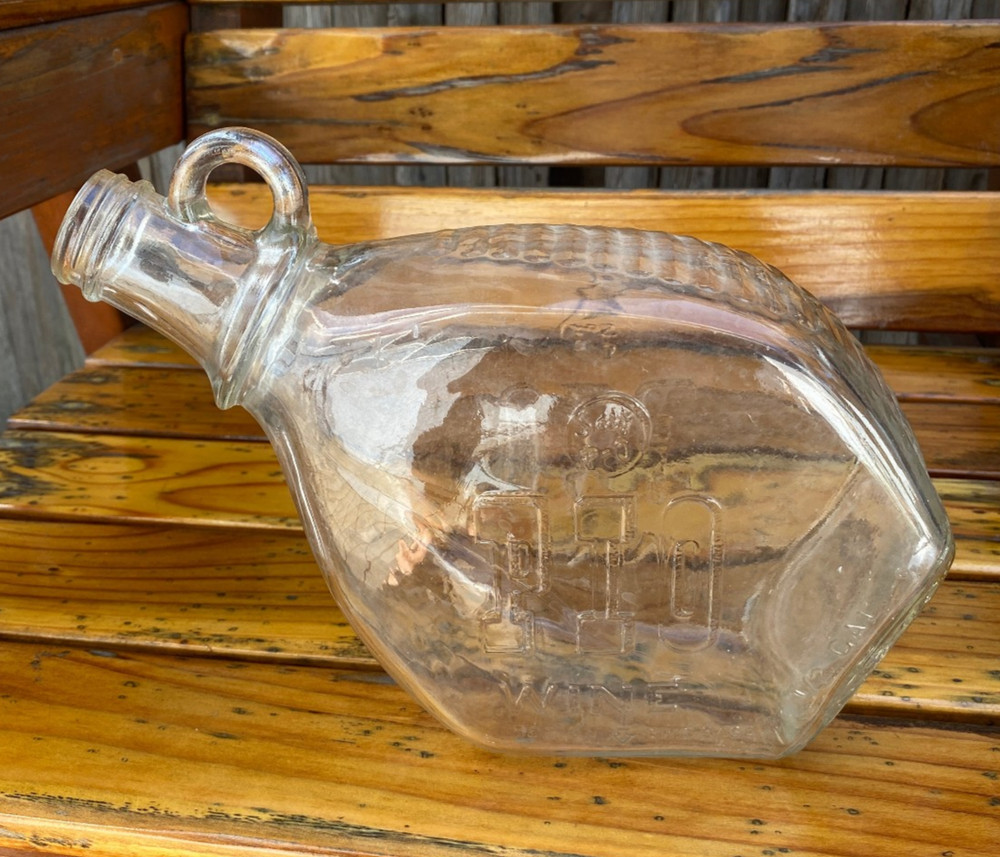 Vintage Collectible Bartolomeo Pio Wine Bottle 1/2 gallon, Philadelphia PA