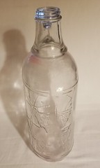 Decorative 1/2 Gallon Grape Wine Bottle Jug Decanter 11&Prime; X 6&Prime;