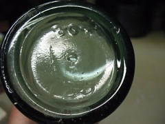 ANTIQUE WINE / LIQUOR BOTTLE BLOWN / SPUN APPLIED TOP AQUA GLASS