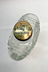 &rsquo;34 Owens-Illinois Glass Bottle Grape & Vines 4/5 QT 10x 4.5x 2.5 Pat 92116
